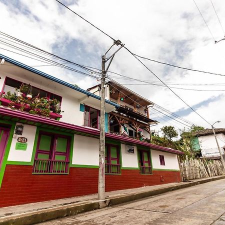 Posada Elenita 萨兰托 外观 照片