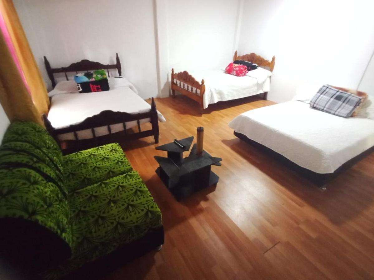 Posada Elenita 萨兰托 外观 照片